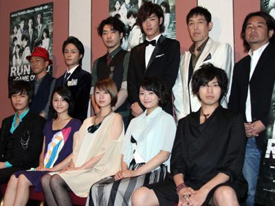 仮面ライダー よりも過酷な撮影 新婚 柄本佑もしみじみ 大変でした シネマトゥデイ