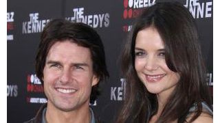 ケイティ・ホームズの両親は離婚に安堵「昔の娘に戻ってくれる」