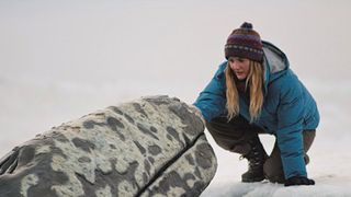妊娠中ドリュー・バリモア、実録感動作で冷水ダイビング挑戦!母・女・女優として幸福の絶頂!