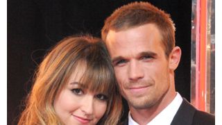 『バーレスク』のカム・ジガンデイ、婚約者が第2子妊娠