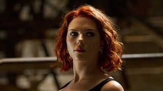 『アベンジャーズ』の紅一点、ブラック・ウィドウ!アクション満載シーンが公開!