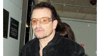 ボノが娘の誕生日を祝うためレディー・ガガのTelephoneをカバー