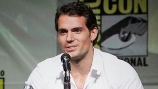 新スーパーマンに女性ファンうっとり!? ザック・スナイダー監督がヘンリー・カヴィルとコミコン登場