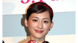 綾瀬はるか、「恐竜になりたい」仰天変身願望を告白!
