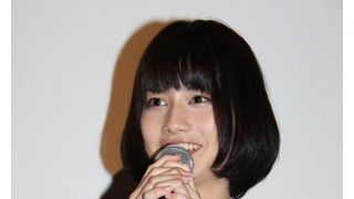 橋本愛、クールに見えて実は天然少女? 中学生時代のバトミントンエピソード会場爆笑!