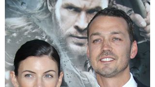 クリステン・スチュワートとの不倫が露呈した『スノーホワイト』監督の妻、「二人には二度と同じ映画で仕事をしないでほしい」