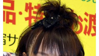 平野綾の胸が… 1年に1度、巨大化