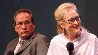 メリル・ストリープとトミー・リー・ジョーンズを直撃!映画で描かれない夫婦間の出来事とは?
