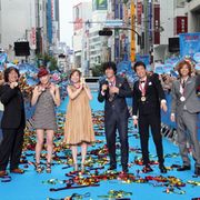 『海猿』が新宿ジャック! 伊藤英明、3,000名のファンの声援に感激!