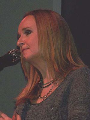 グラミー賞を二度受賞した歌手メリッサ エスリッジ 同性愛者カミングアウトから乳がんから見事復帰まで シネマトゥデイ