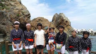 朝ドラヒロイン・能年玲奈、本物の海女に感激!ロケ地・岩手県久慈市を訪問