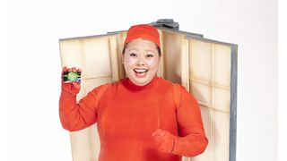 みんなを明るくして…あ・げ・る!渡辺直美が「灯籠」にへ~んしんっ!