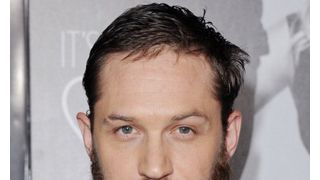 『ダークナイト ライジング』のベイン役、トム・ハーディ、舞台で演じた「ザ・ロング・レッド・ロード」の映画化で主演