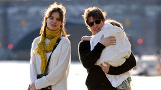 トム・クルーズとケイティ・ホームズ、娘の小学校デビューを親子3人で飾る予定