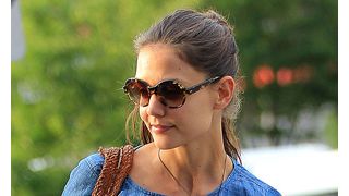 離婚が成立したケイティ・ホームズ、マンハッタンで120万円のランジェリーを購入