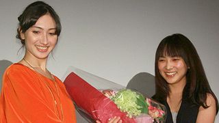香椎由宇、谷村美月の芸能界での唯一の友達として花束ゲスト!
