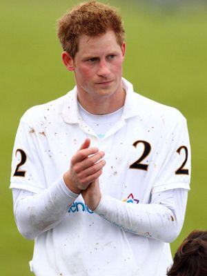 全裸写真流出の英ハリー王子、パラリンピックは会場で観戦予定