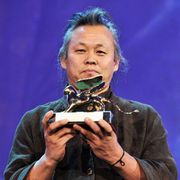 ベネチア映画祭、日本勢は無冠!金獅子賞は韓国映画が初受賞!キム・ギドク監督『ピエタ』