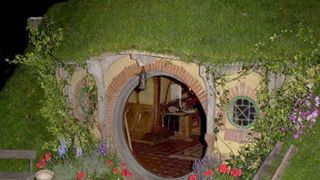 ホビット庄と堺市が仮想姉妹都市へ