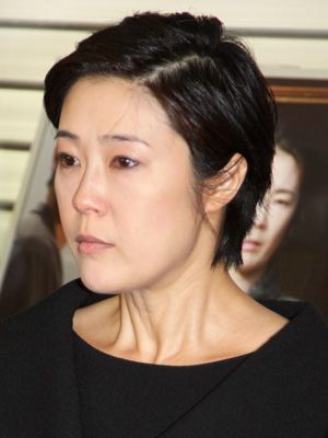 寺島しのぶ 若松監督との別れに放心状態 涙で悲痛な思い シネマトゥデイ