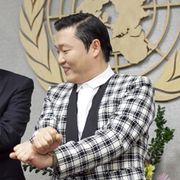 「Glee」がPSYの「江南スタイル」をフィーチャー!
