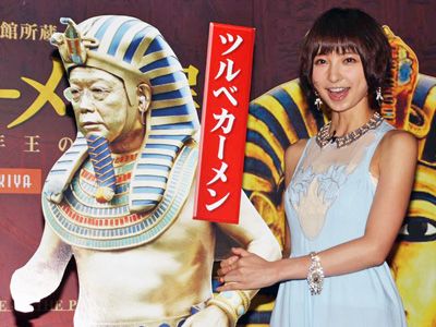 篠田麻里子、一緒にエジプトに行きたい相手は某メンバー？　「ツタンカーメン展」160万人突破を祝福！