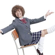 女子高生・木の実ナナ、解禁!ルーズソックス履いてます!