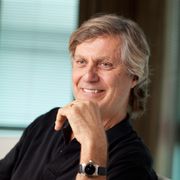 まるでアカデミー賞級俳優の製造マシン!ラッセ・ハルストレム監督の演出術