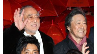 竹内結子、『アウトレイジ』みたい… 主演作完成披露で男性陣に囲まれ