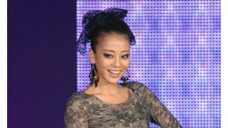 あびる優、クリスマスは彼氏と過ごしたい! 赤い下着で勝負と大胆発言?