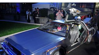 『バック・トゥ・ザ・フューチャー』のデロリアン、LEGOの商品化決定