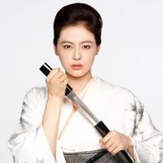 これが新・極妻!原点回帰!5代目“姐さん”黒谷友香、ほえる!