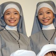 入籍したマナカナ三倉佳奈、茉奈と別れ新居に引っ越し!家は近所でしょっちゅう行き来
