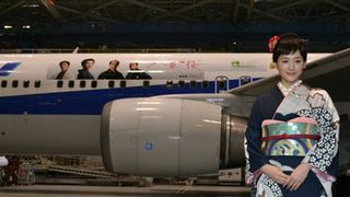 綾瀬はるか、「八重の桜」ラッピングジェットに「ありがとなし」と流暢な会津弁で感謝!