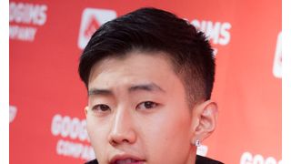 パク・ジェボム、販売収益金全額寄付!ファンサイン会を開催<韓国JPICTURES>