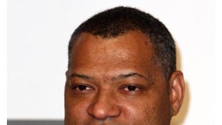 ローレンス・フィッシュバーン ストーカー男に対する接近禁止命令を延長できず
