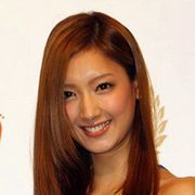 菜々緒の「私ブスだよ」発言が話題に!計算高い…という手厳しい意見も