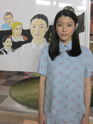 成海璃子20歳、監督への挑戦作品は8ミリ撮影！爆破シーンが大好き？
