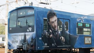 『ハリポタ』ラッピング列車が運行スタート！
