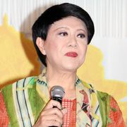 美川憲一、AKB48峯岸みなみに喝!