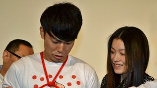 ピース綾部、SMに目覚める?LOVE PSYCHEDELICOのKUMIの縛りに恍惚の表情!