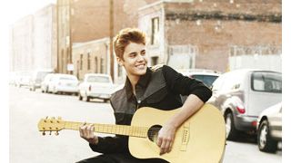 ジャスティン・ビーバー、新アルバム全米1位で史上最年少記録達成！