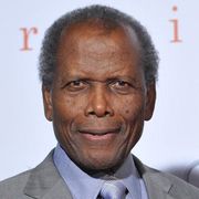 85歳のシドニー・ポワチエ、自宅で転倒し頭にケガ