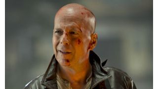 57歳ブルース・ウィリス、ド派手なアクションをこなす秘けつは他人任せ?
