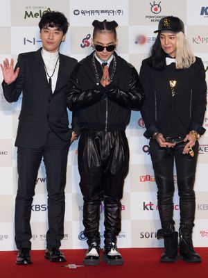 BIGBANGが3冠王！奇抜なヘアスタイルにも熱視線！＜韓国JPICTURES＞