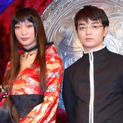 実写版「xxxHOLiC」の杏&染谷将太、劇中衣装を披露!