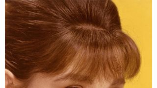 故オードリー・ヘプバーンさん、英国のチョコレートのコマーシャルに出演