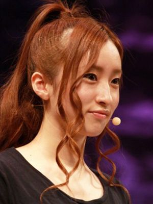 Akb48梅田彩佳 心の叫び ツイート ファンから1 000件以上の心配の声 シネマトゥデイ