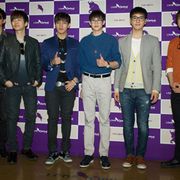 2PM、ファンサイン会開催!人気すぎて交通はまひ状態に<韓国JPICTURES>