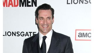 「MAD MEN」のジョン・ハムに一生分のパンツを提供したい 2社が必死にアピール